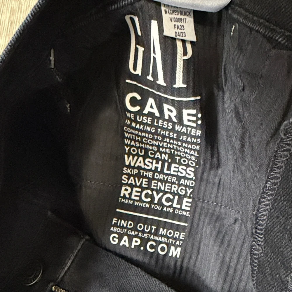 GAP Slim High Rise Jeans 🖤 33/16